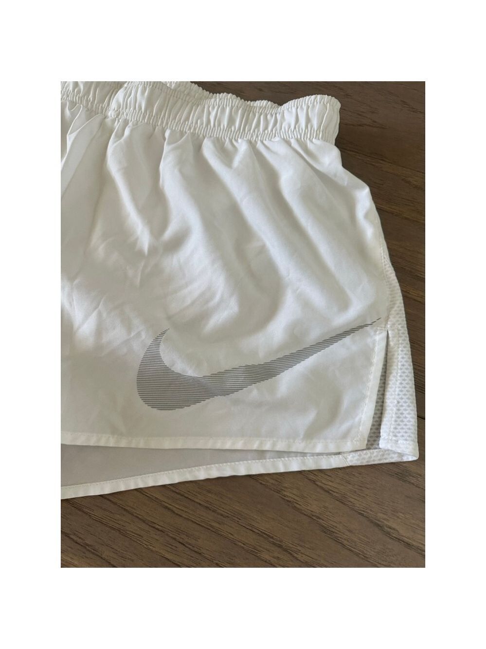 Nike Dri-Fit Athletic Shorts White Gray Medium - Picture 3 of 7